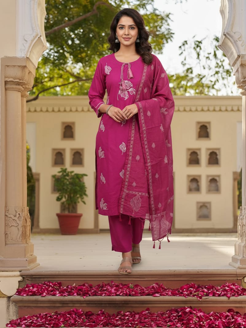 Pink embroidered Kurtaset with cotton printed dupatta