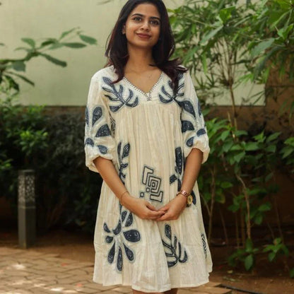 Off-white mul cotton embroidery tunic